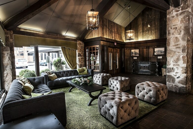 Old Stone Inn Boutique Hotel