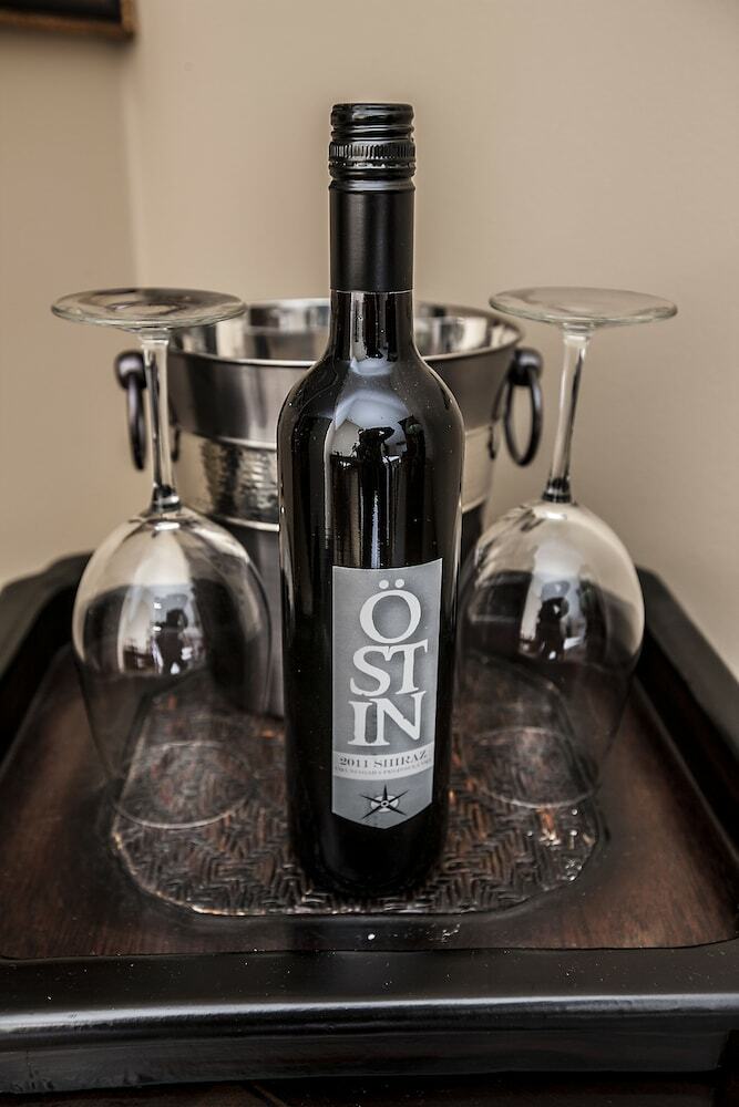 Old Stone Inn Boutique Hotel