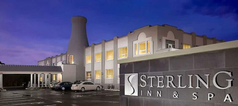 Hotel Sterling Inn & Spa