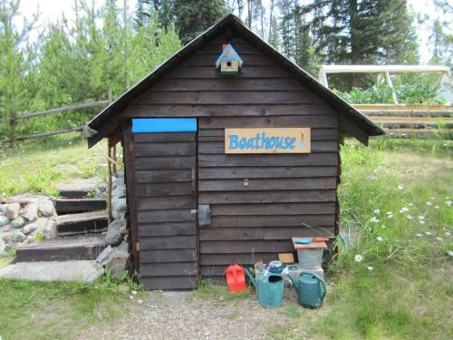 Seawood Bed & Breakfast & Cabins