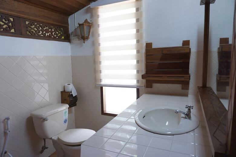 Hotel Donsak Orchid Resort