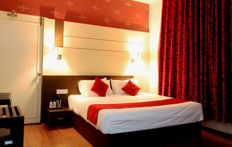 Hotel Xaviers Residency