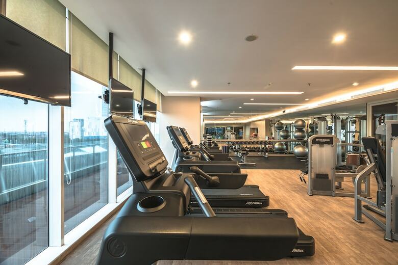 Oakwood Hotel & Residence Surabaya
