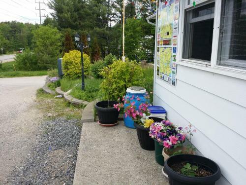Cedar Lane Motel