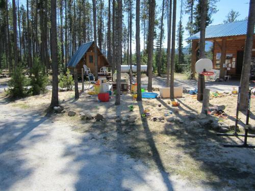 Blue River Cabins & Campgrounds