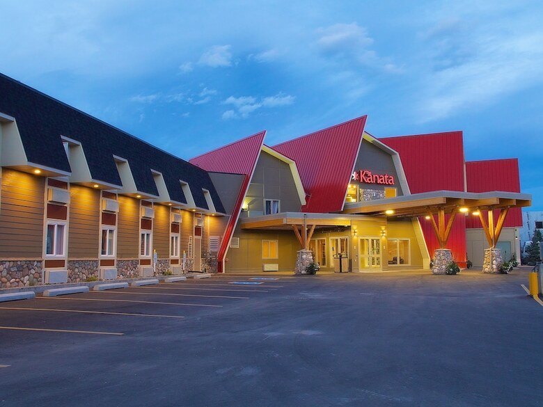 Hotel The Kanata By Bcminns Blairmore