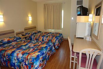 Motel 6 - Toronto - Brampton