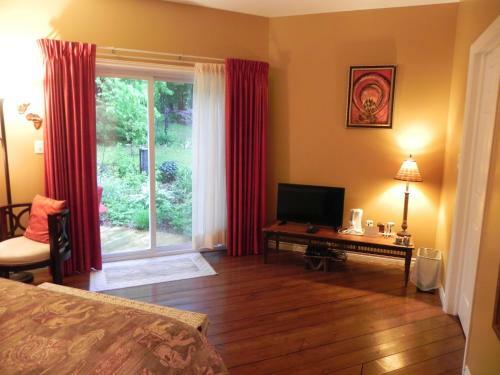 English Country Garden Bed And Breakfast Inn