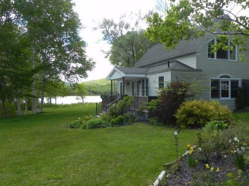 English Country Garden Bed And Breakfast Inn