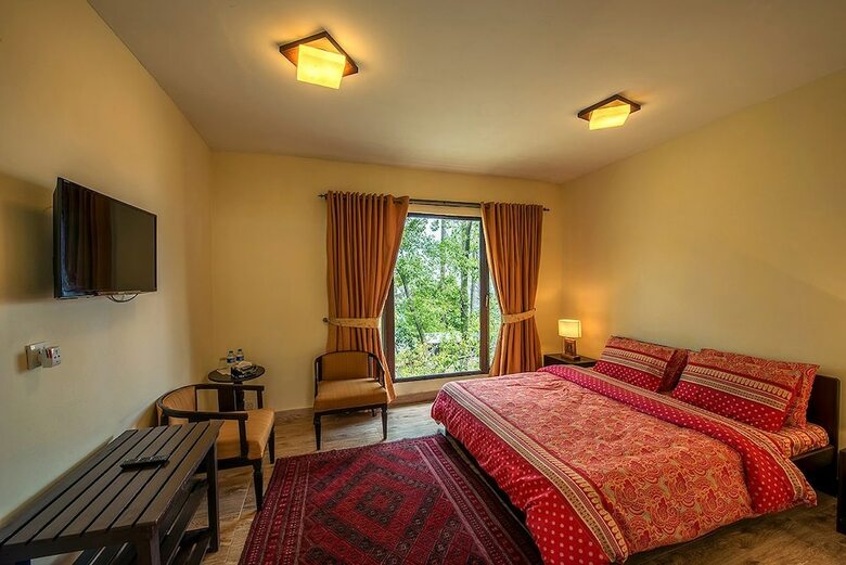 Hotel Arcadian Blue Pines