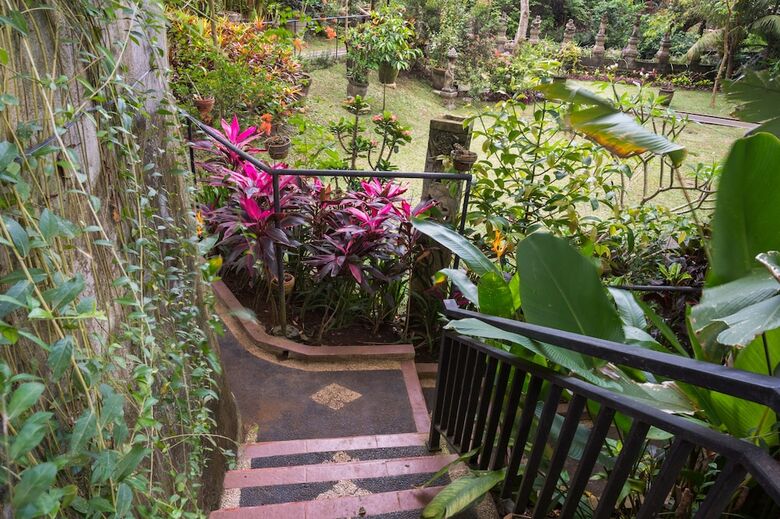 Hotel Villa Taman Sari