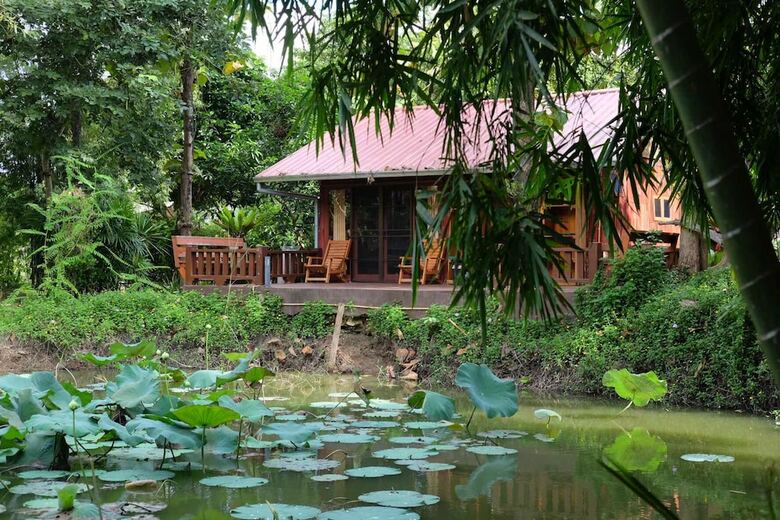 Hotel Baan Suan Auy Kham