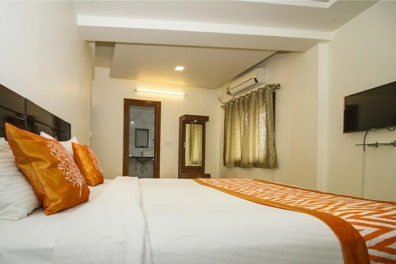 Hotel Eyrie Suites