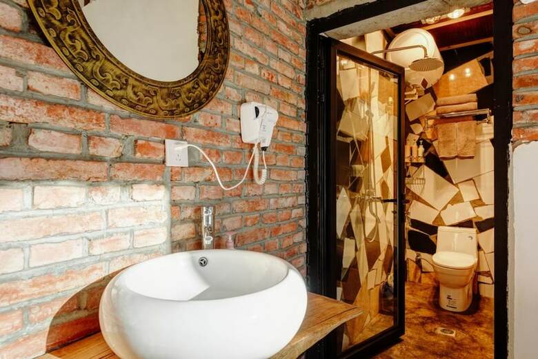 Hotel Yi Jing. Escape Split House