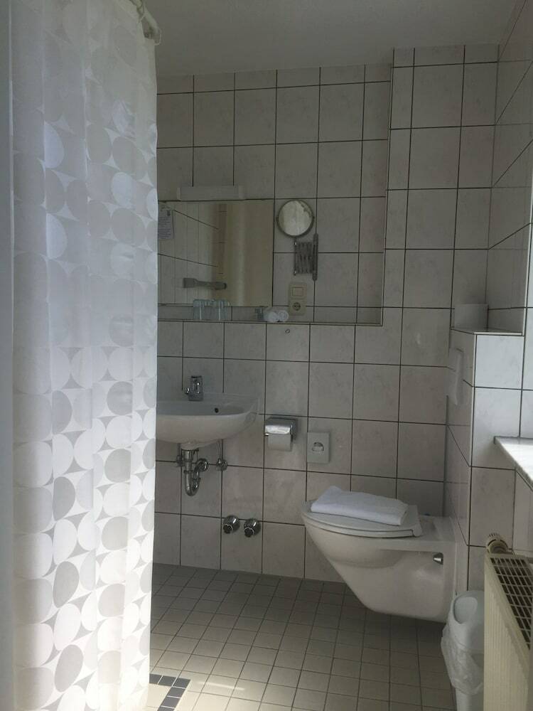 B&B Am Knittenberg - Near Skiliftkarussell Winterberg