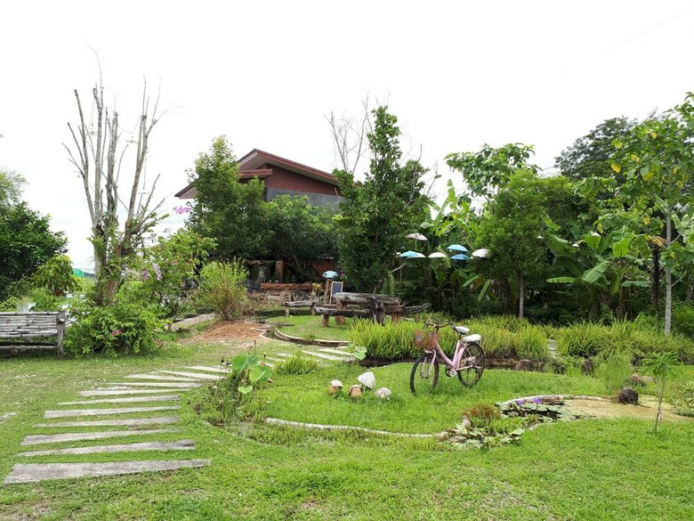 Hotel Karuna Resort
