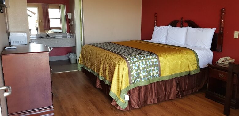 Motel Deluxe Inn