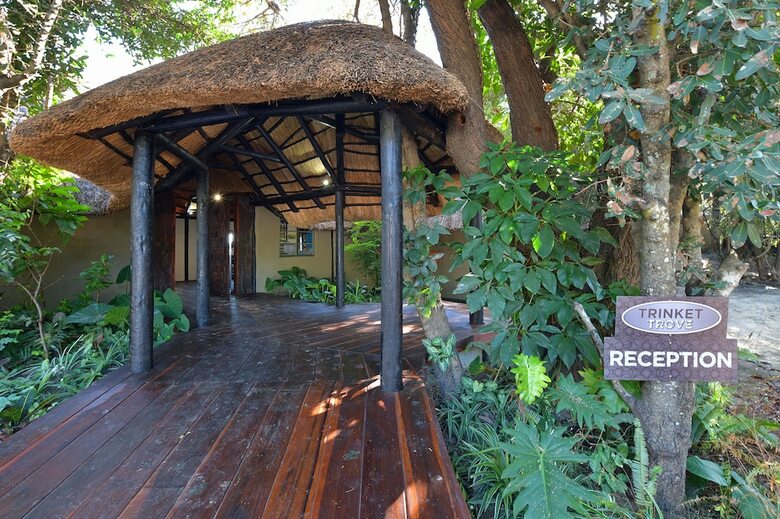 Posada Zambezi Mubala Camp