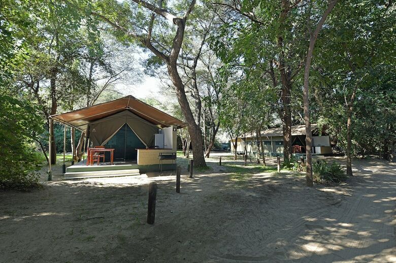 Posada Zambezi Mubala Camp