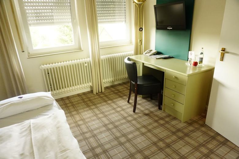 Posada Landgasthof L�uterh�usle