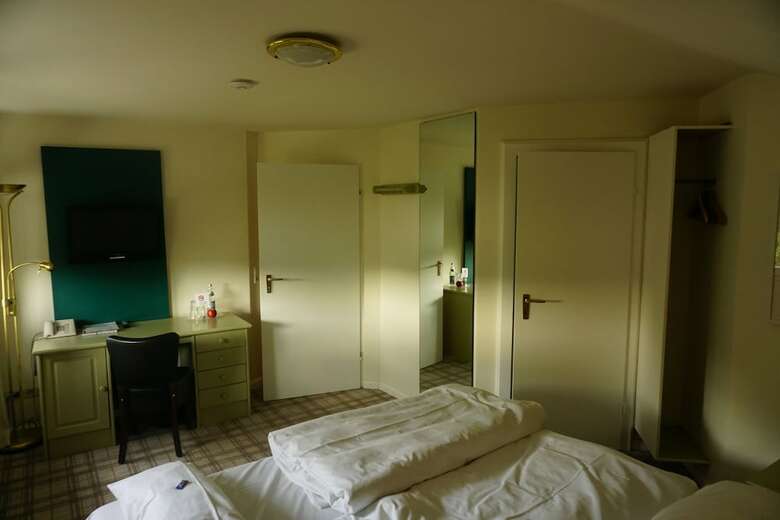 Posada Landgasthof L�uterh�usle