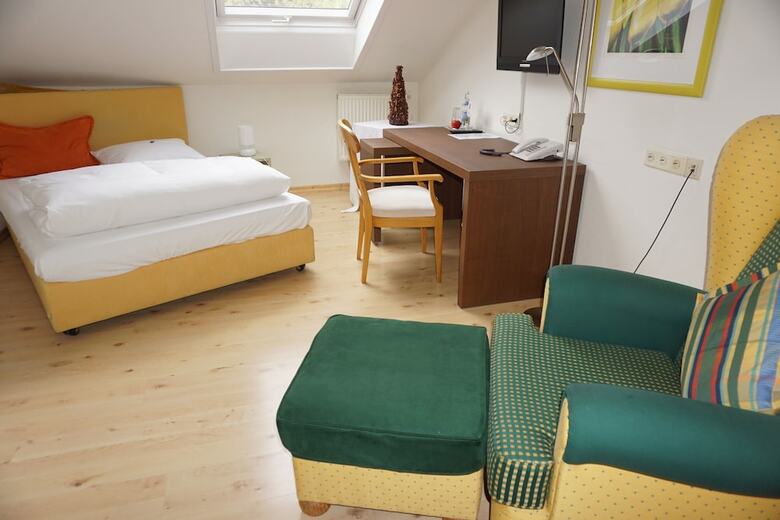 Posada Landgasthof L�uterh�usle