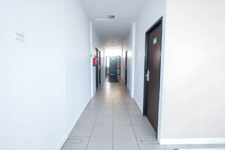 Hotel Reddoorz Near Terminal Batu Ampar