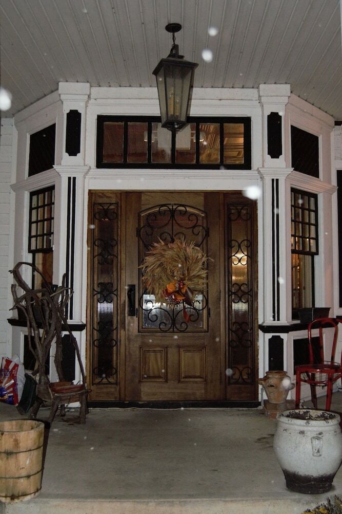 Historic Hotel Broadalbin