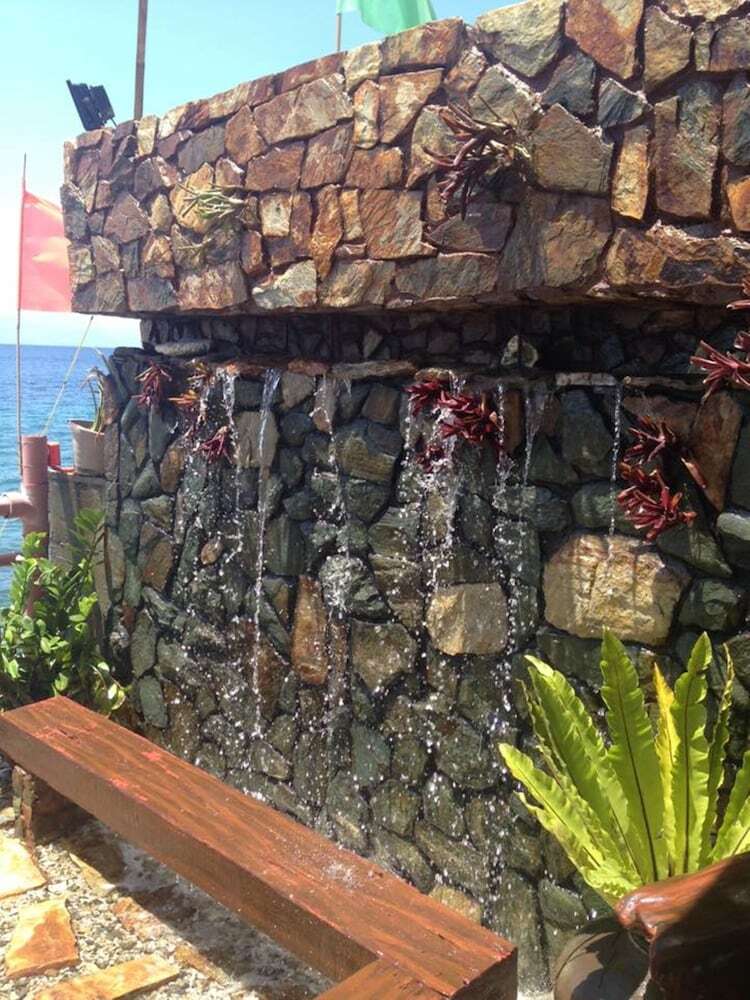 Hotel Breazy Beach House