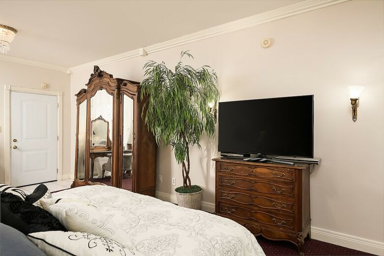 Bed & Breakfast Montgomery Inn Bnb