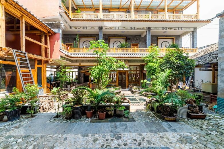 Hotel Taoyuan Sanshe Guesthouse