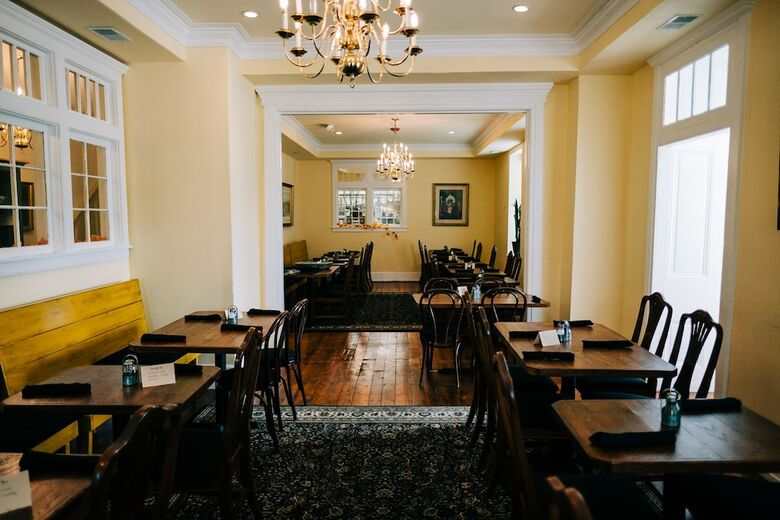 Hotel Stottsville Inn