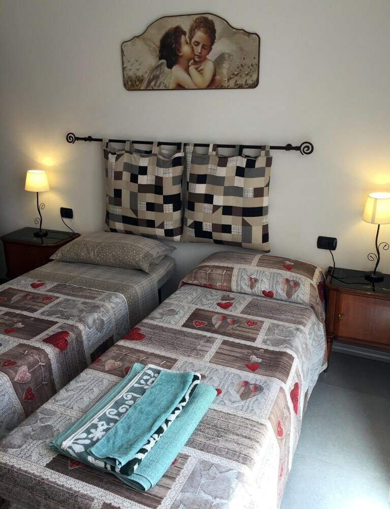 B&B Honey Rooms