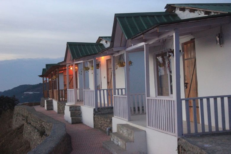 Bed & Breakfast Banlekhi