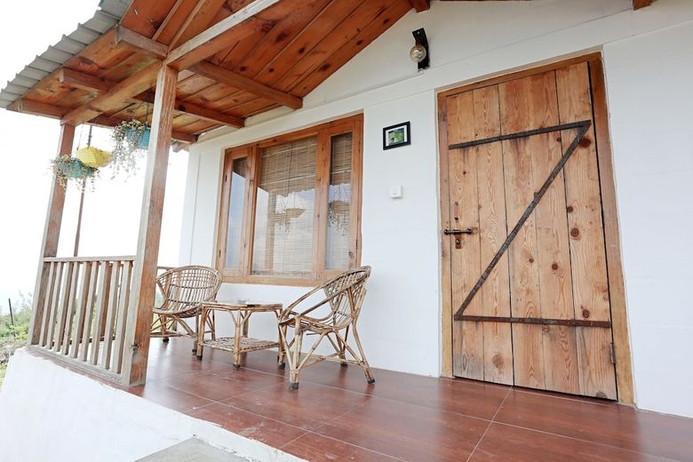Bed & Breakfast Banlekhi