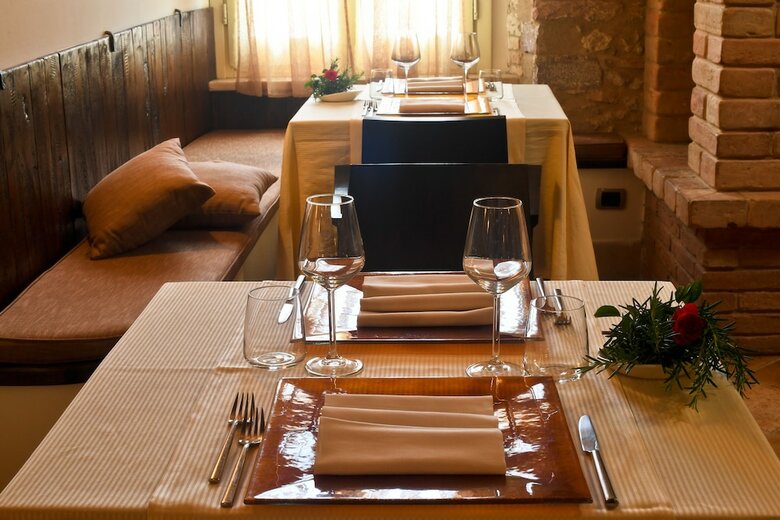 Hotel Molino Del Duca Cesi