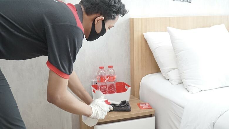 Hotel Reddoorz Plus Near Gbk Senayan