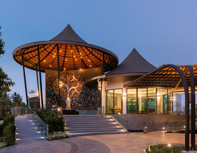 Hotel Na Tree Tara Riverside Resort