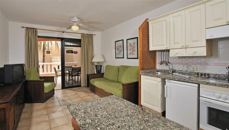 Aparthotel Sol Sun Beach