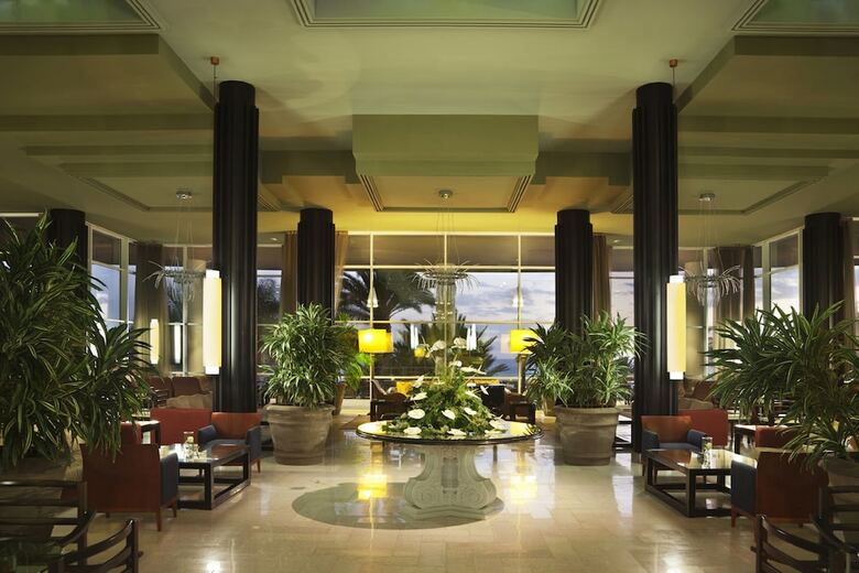 Hotel Roca Nivaria