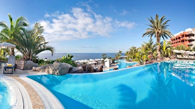 Hotel Roca Nivaria