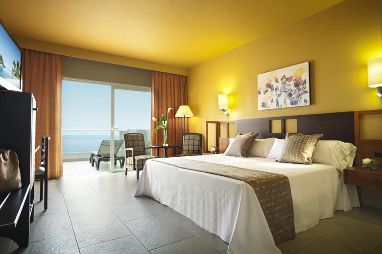 Hotel Roca Nivaria