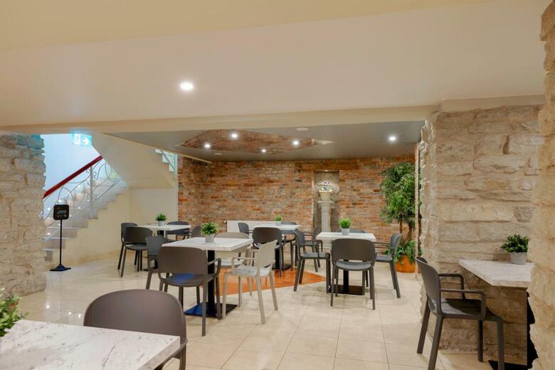 Rixwell Viru Square Hotel