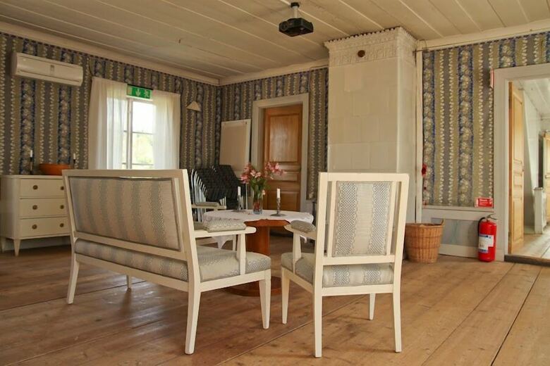 Fr�gsta H�lsingeg�rd Bed & Breakfast