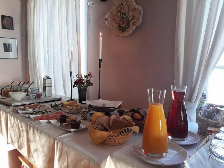 Fr�gsta H�lsingeg�rd Bed & Breakfast