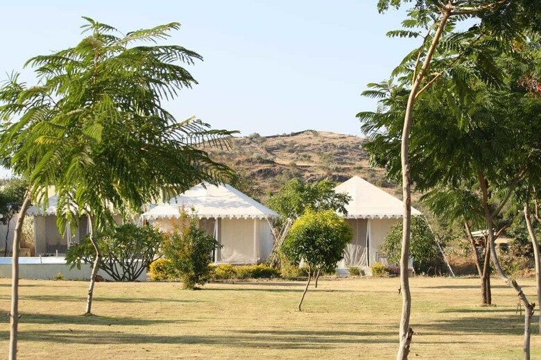 Hotel Rasik Priya Resort