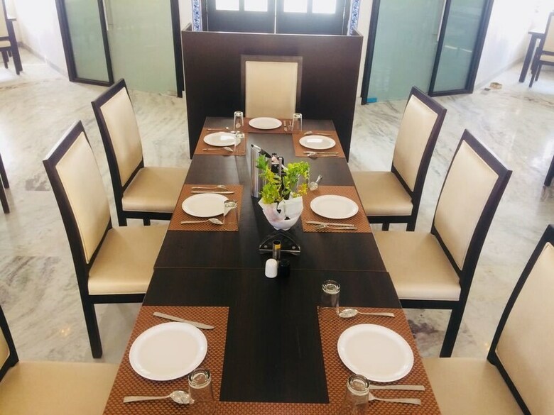 Hotel Rasik Priya Resort