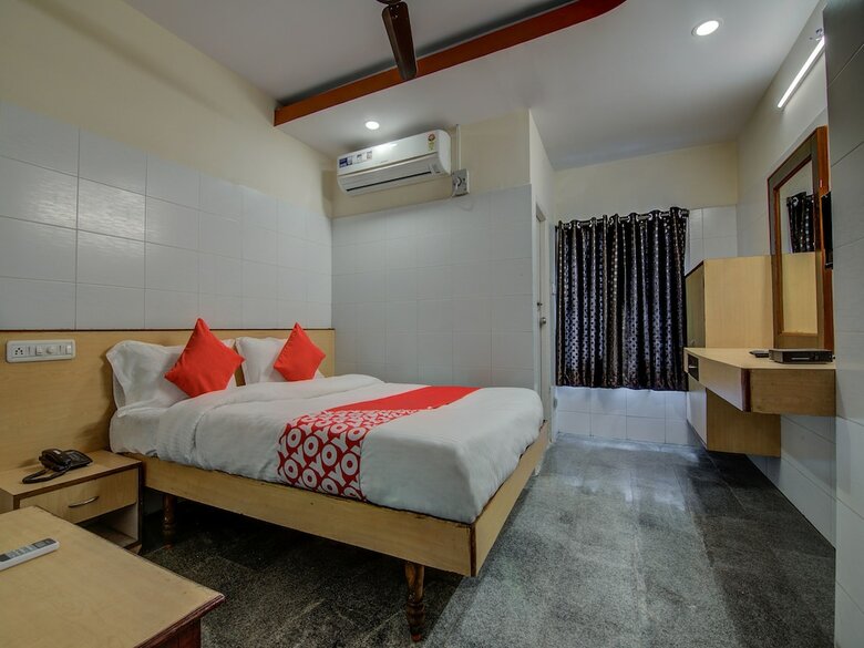 Hotel Oyo 14669 Mayur's Residency