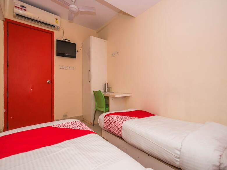 Hotel Oyo 16568 Bhagini Residency