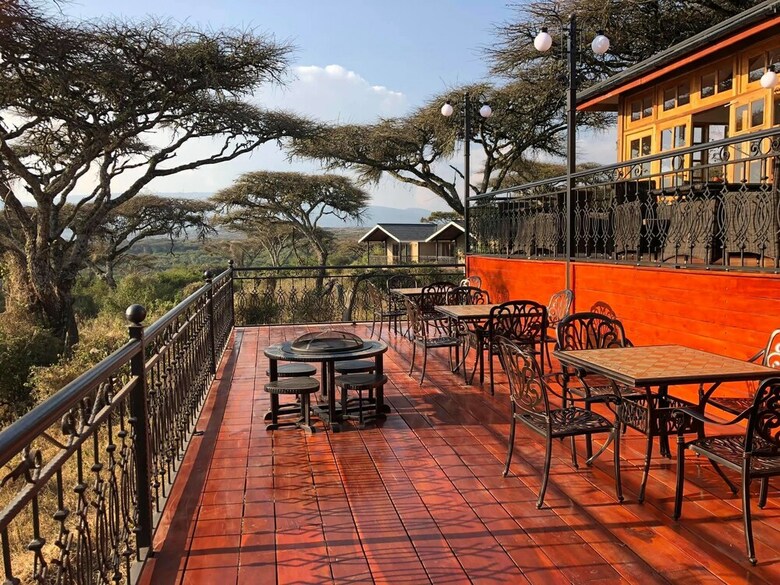 Lions Paw Ngorongoro